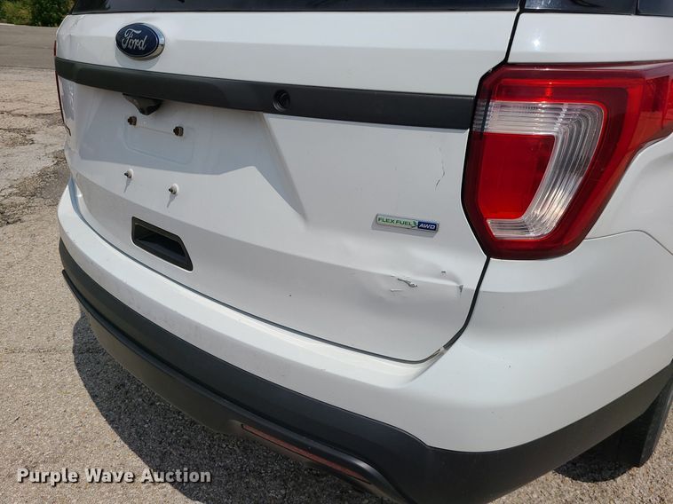 image for item MG9594 2017 Ford Explorer Police Interceptor  SUV