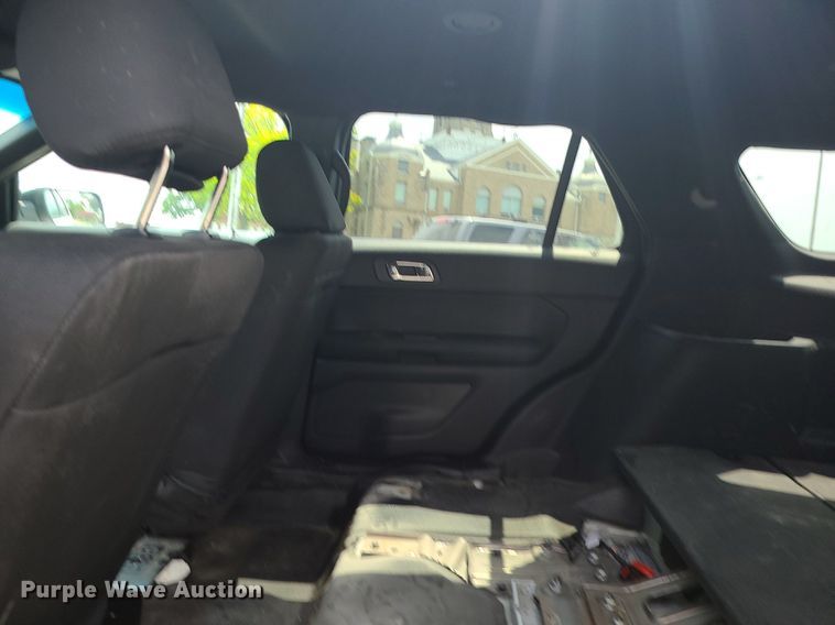 image for item MG9594 2017 Ford Explorer Police Interceptor  SUV