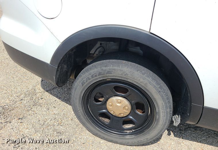 image for item MG9594 2017 Ford Explorer Police Interceptor  SUV