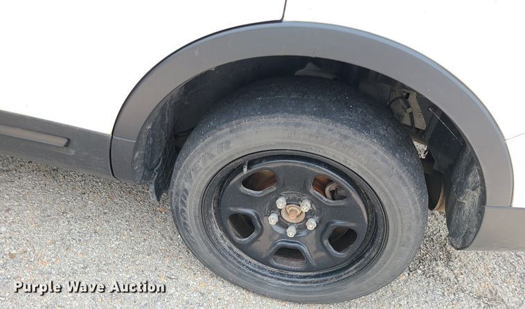 image for item MG9594 2017 Ford Explorer Police Interceptor  SUV