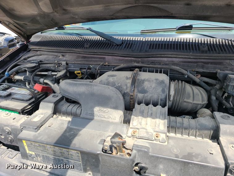 image for item MG9595 2007 Ford E350 Super Duty  van