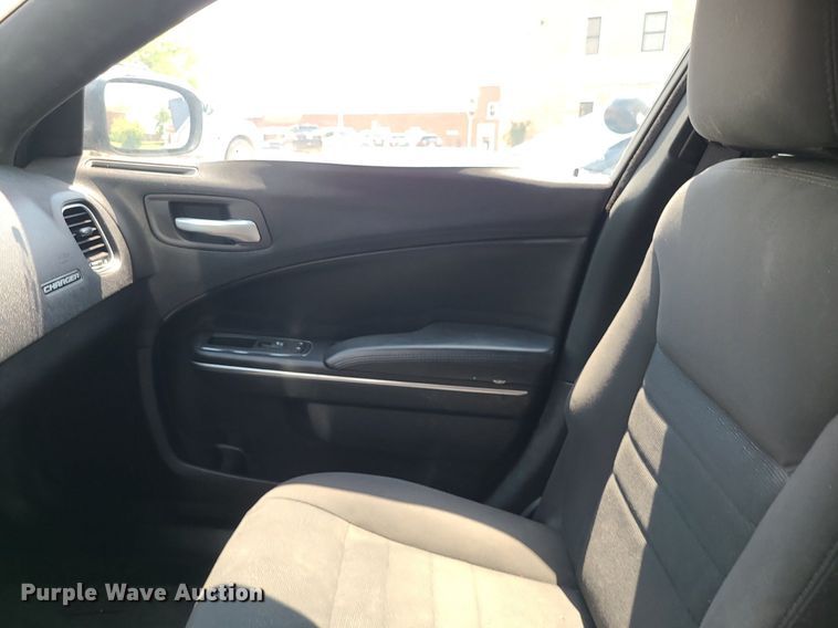 image for item MG9597 2016 Dodge Charger Police