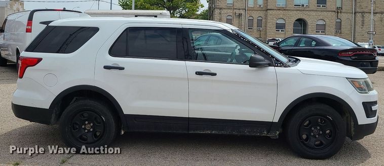 image for item MG9599 2017 Ford Explorer Police Interceptor  SUV