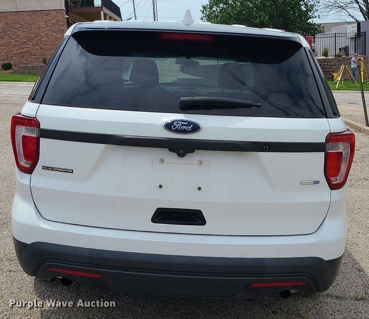 image for item MG9599 2017 Ford Explorer Police Interceptor  SUV