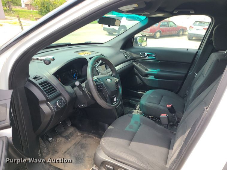 image for item MG9599 2017 Ford Explorer Police Interceptor  SUV