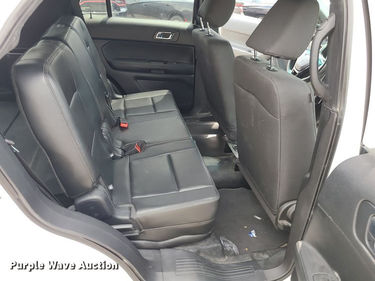 image for item MG9599 2017 Ford Explorer Police Interceptor  SUV