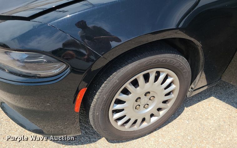 image for item MG9600 2016 Dodge Charger Police