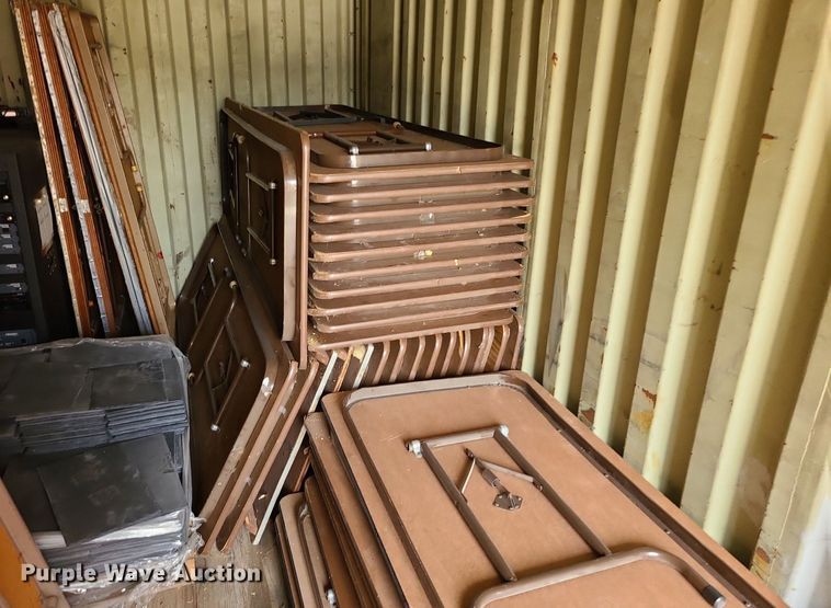 image for item MG9602 Approximately 45 folding tables