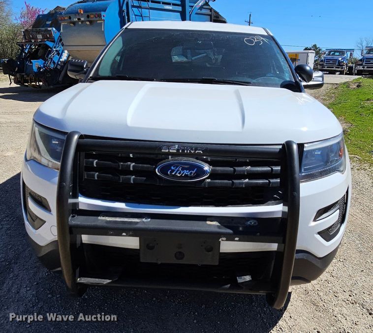 image for item MI9471 2018 Ford Explorer Police Interceptor  SUV