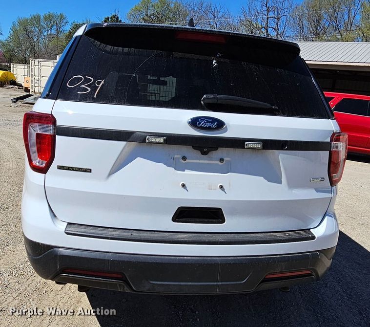 image for item MI9471 2018 Ford Explorer Police Interceptor  SUV