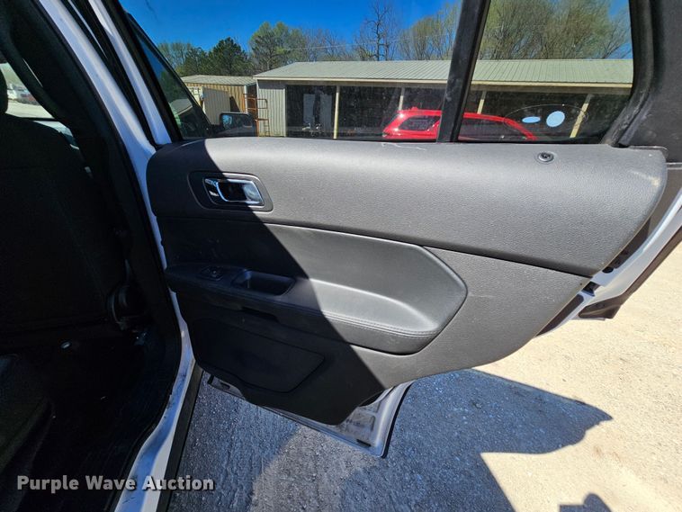 image for item MI9471 2018 Ford Explorer Police Interceptor  SUV