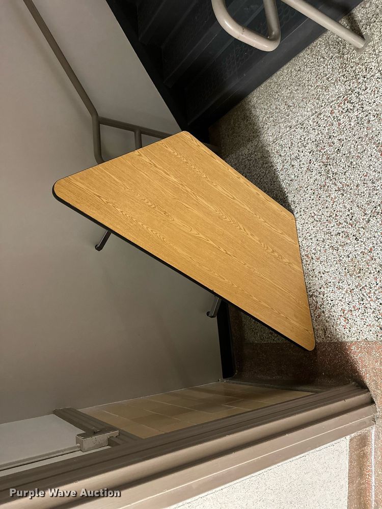 image for item ML9073 Furniture