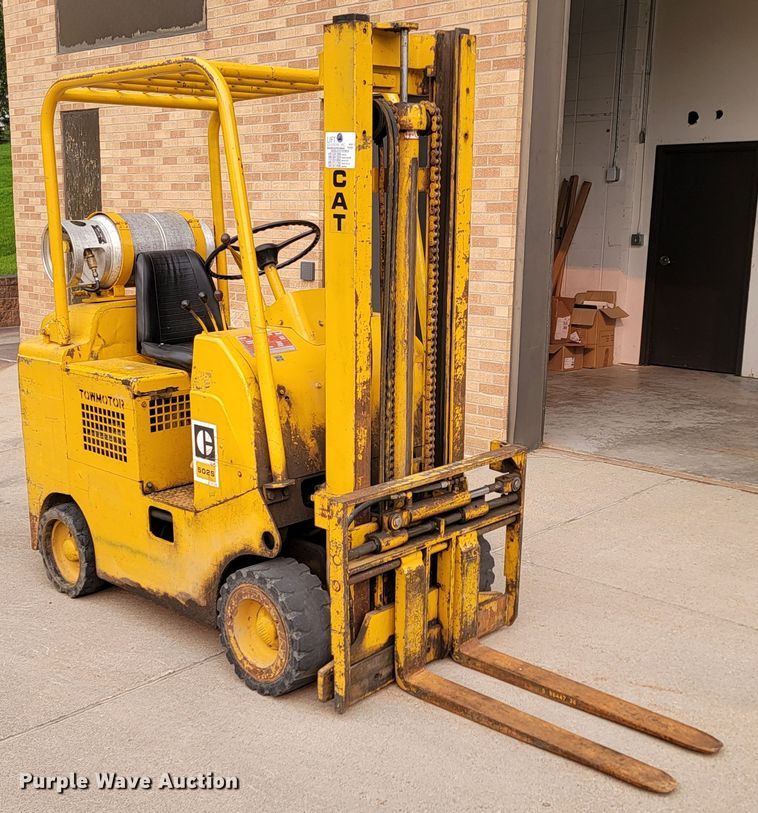 image for item ML9389 Towmotor 502SLP5024  forklift