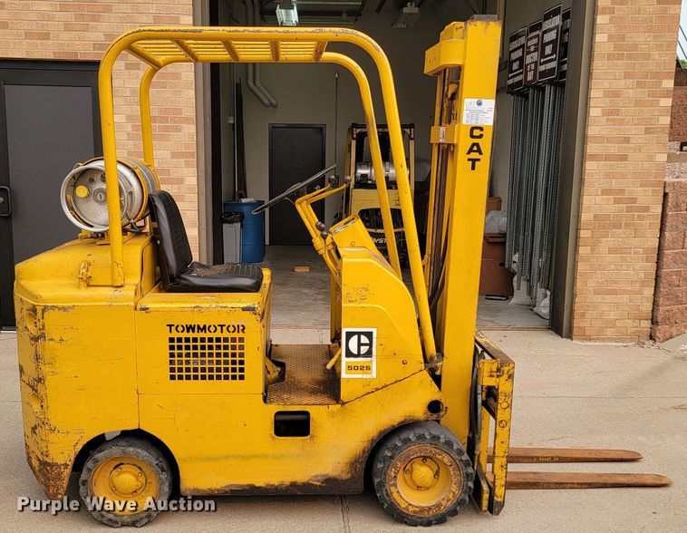 image for item ML9389 Towmotor 502SLP5024  forklift