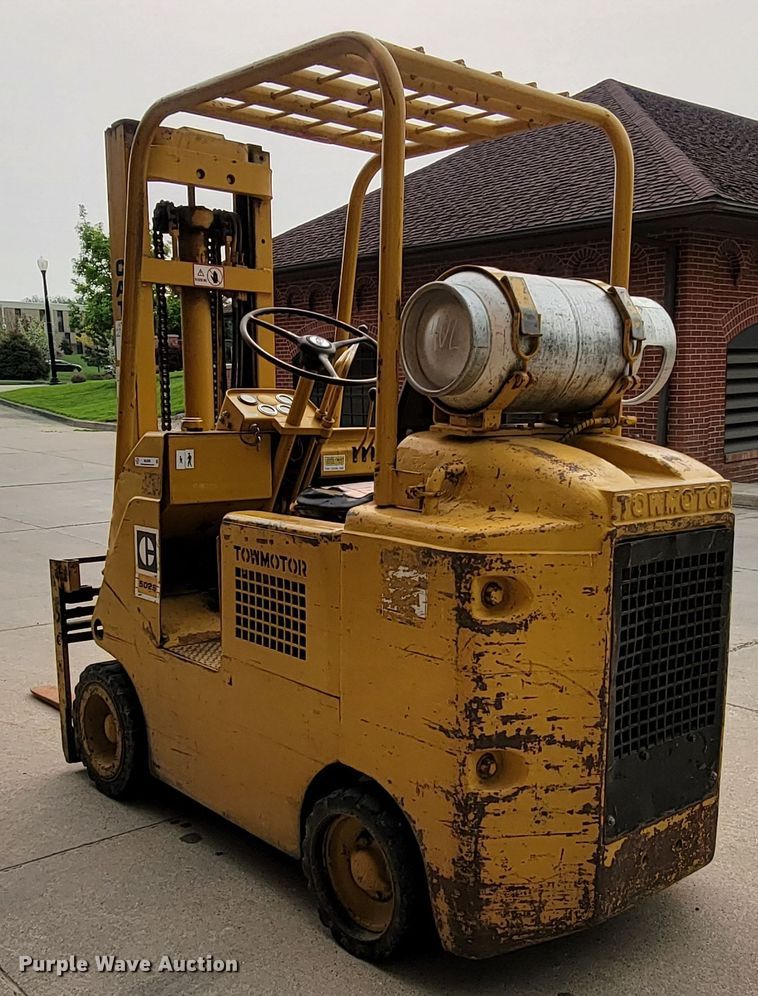 image for item ML9389 Towmotor 502SLP5024  forklift