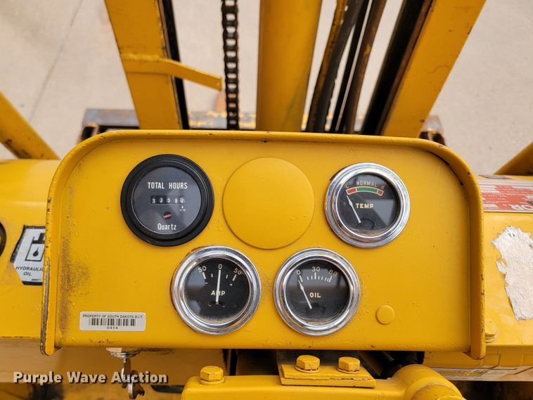 image for item ML9389 Towmotor 502SLP5024  forklift