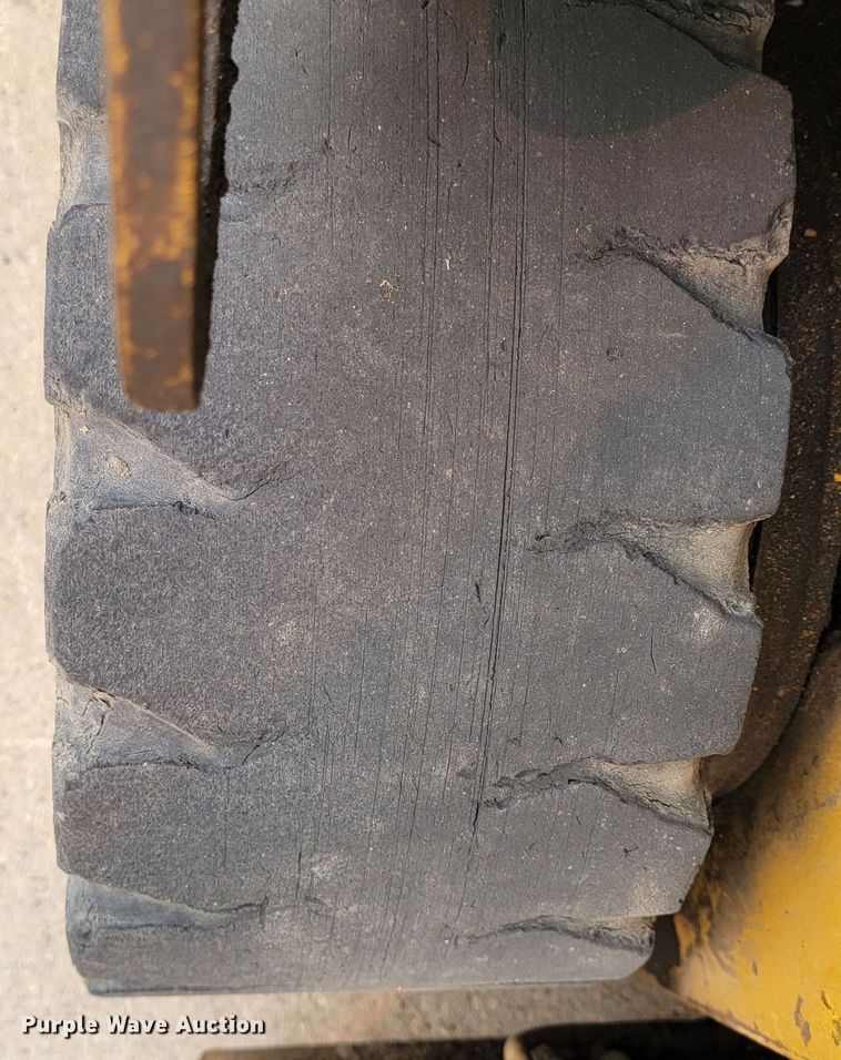 image for item ML9389 Towmotor 502SLP5024  forklift