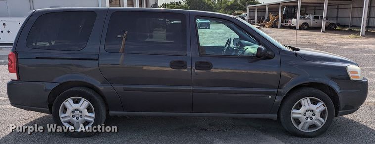 image for item MY9834 2008 Chevrolet Uplander  van