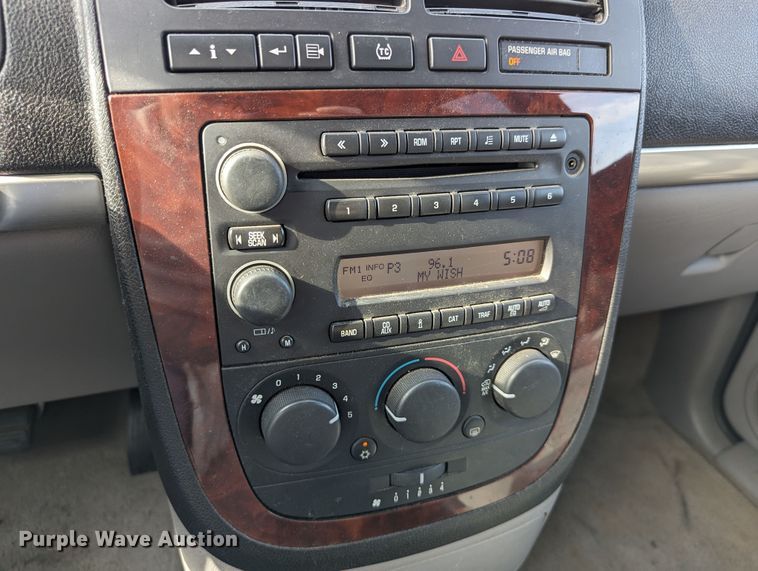 image for item MY9834 2008 Chevrolet Uplander  van