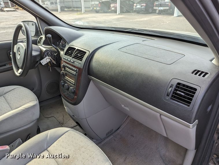 image for item MY9834 2008 Chevrolet Uplander  van