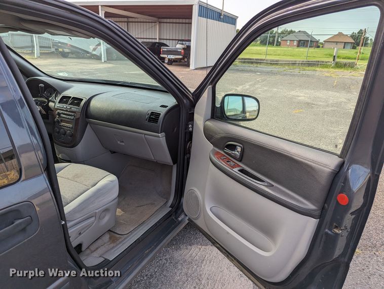 image for item MY9834 2008 Chevrolet Uplander  van