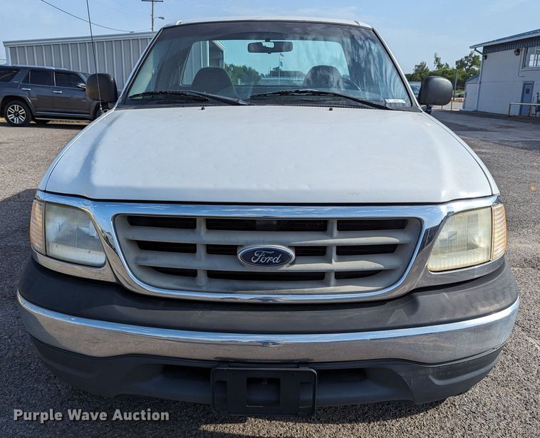 image for item MY9835 2001 Ford F150  pickup truck