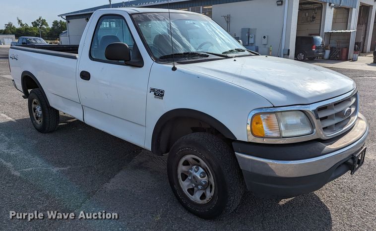 image for item MY9835 2001 Ford F150  pickup truck