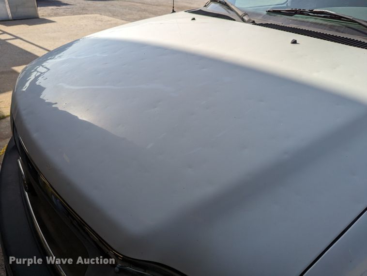 image for item MY9835 2001 Ford F150  pickup truck