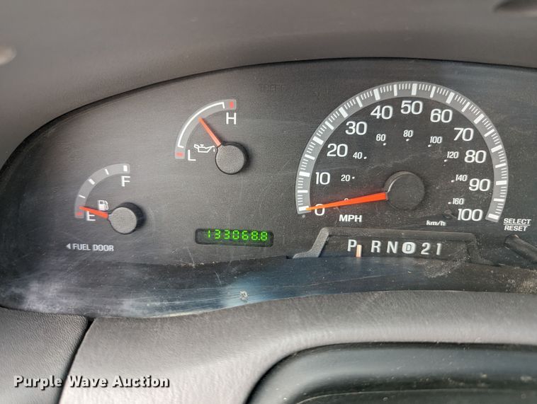 image for item MY9835 2001 Ford F150  pickup truck