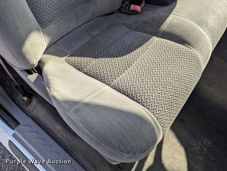 image for item MY9835 2001 Ford F150  pickup truck