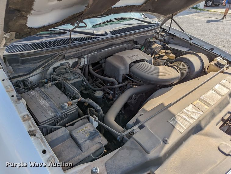 image for item MY9835 2001 Ford F150  pickup truck