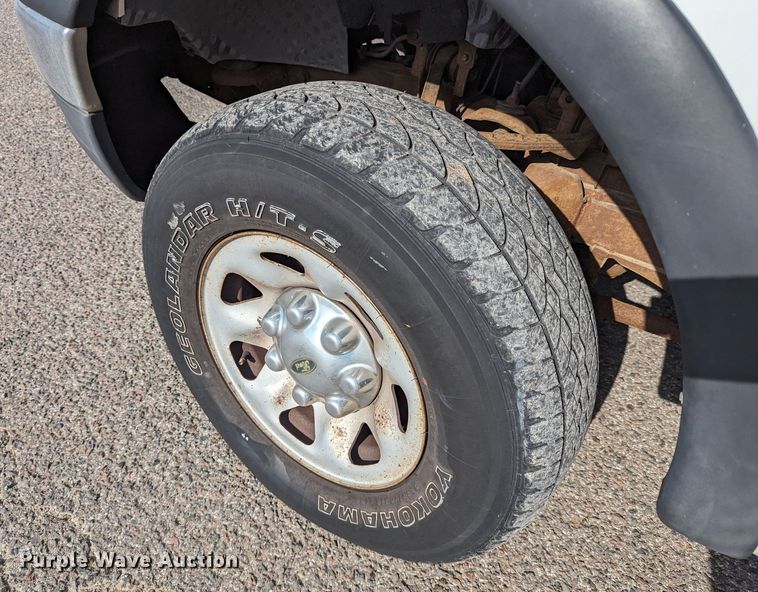 image for item MY9835 2001 Ford F150  pickup truck