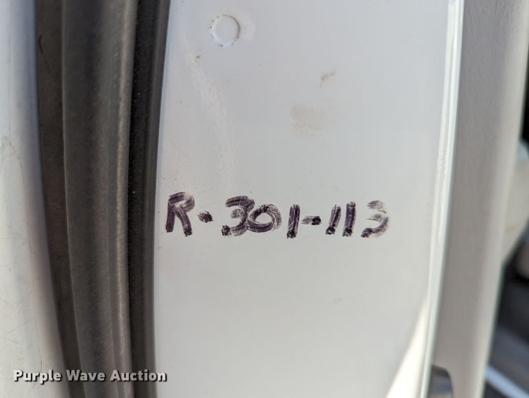 image for item MY9835 2001 Ford F150  pickup truck