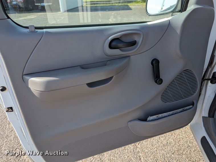 image for item MY9836 1999 Ford F150  pickup truck