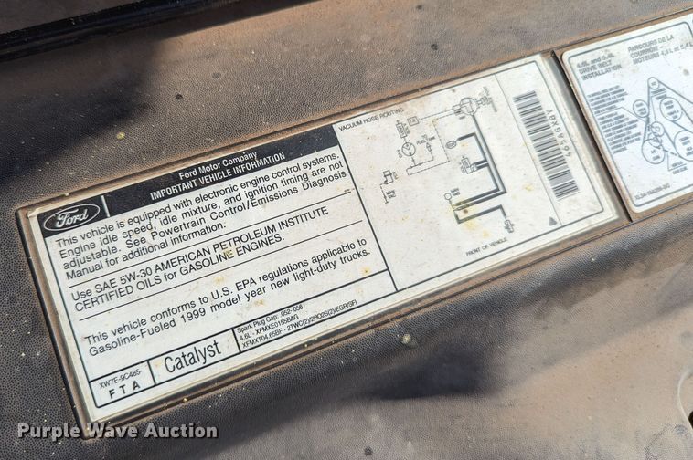 image for item MY9836 1999 Ford F150  pickup truck