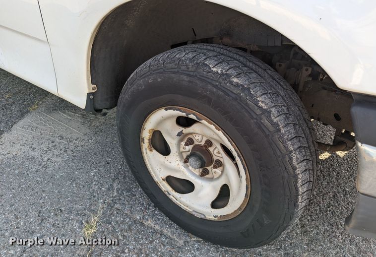 image for item MY9836 1999 Ford F150  pickup truck