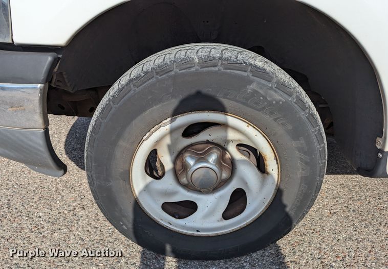 image for item MY9836 1999 Ford F150  pickup truck