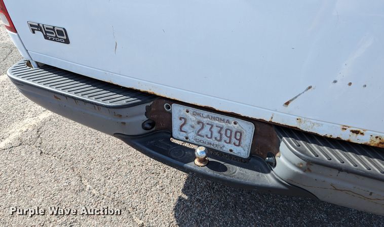 image for item MY9837 2001 Ford F150  pickup truck