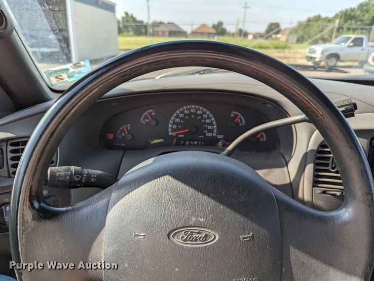 image for item MY9837 2001 Ford F150  pickup truck