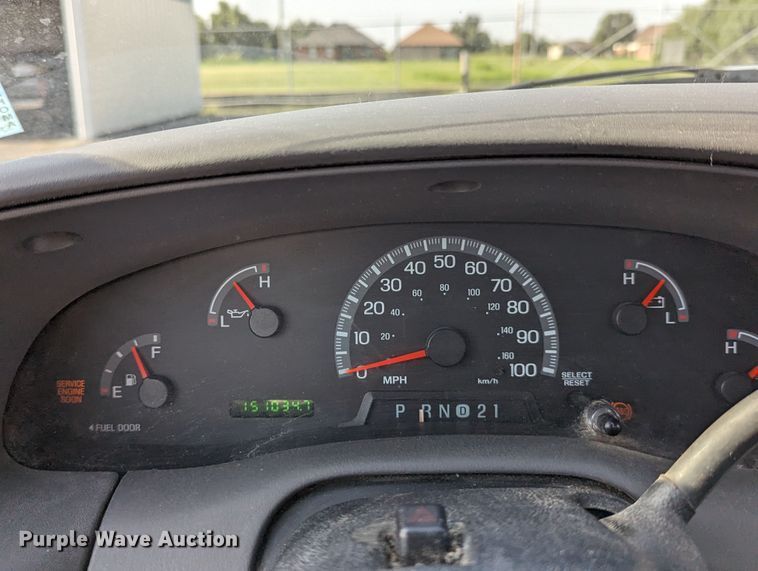 image for item MY9837 2001 Ford F150  pickup truck