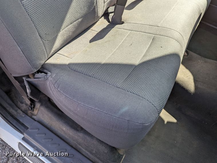 image for item MY9837 2001 Ford F150  pickup truck