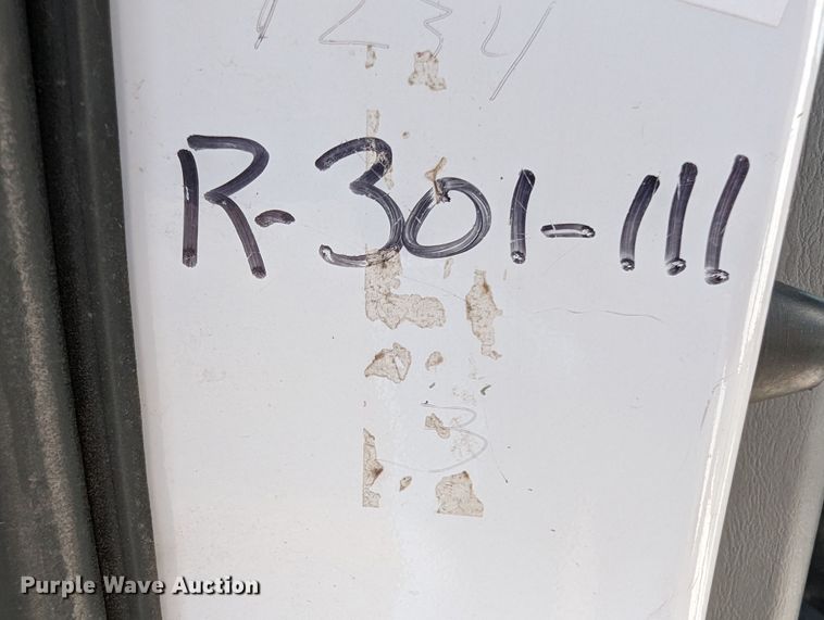 image for item MY9837 2001 Ford F150  pickup truck