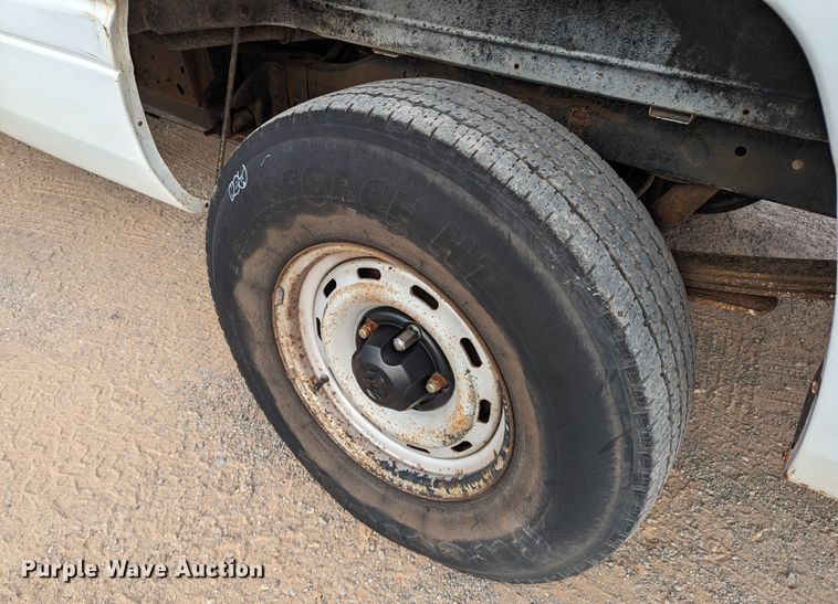 image for item MY9839 1996 Dodge Ram 1500  pickup truck