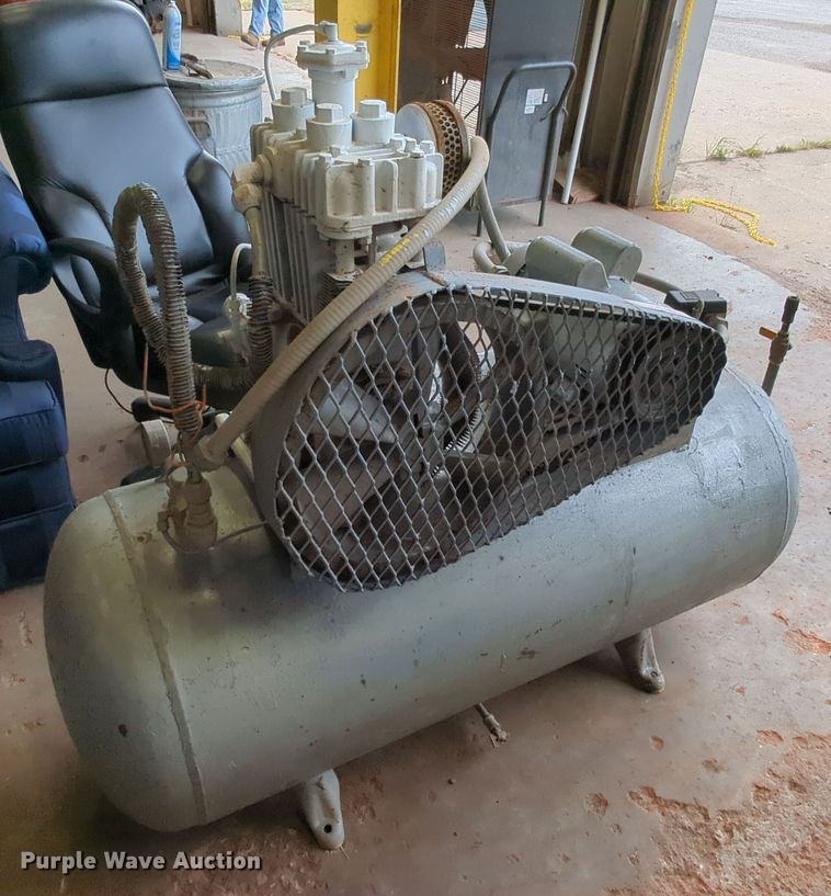 image for item MY9841 Quincy 310  air compressor