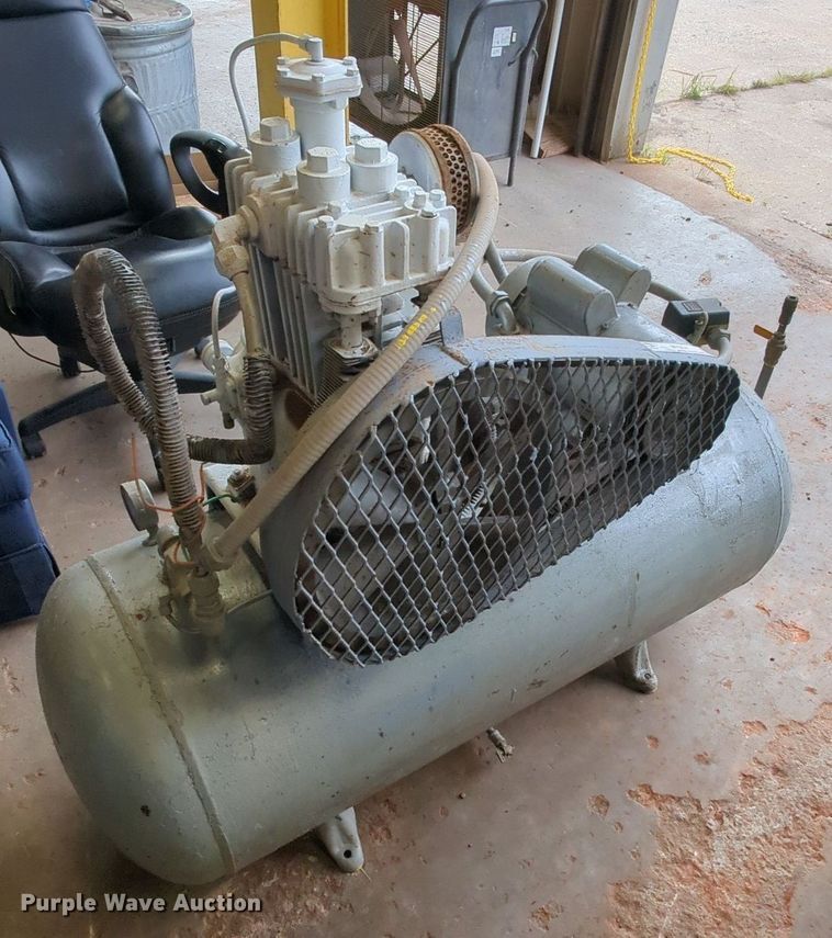 image for item MY9841 Quincy 310  air compressor