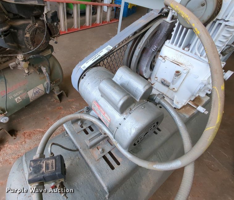 image for item MY9841 Quincy 310  air compressor