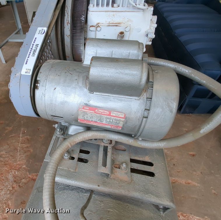 image for item MY9841 Quincy 310  air compressor