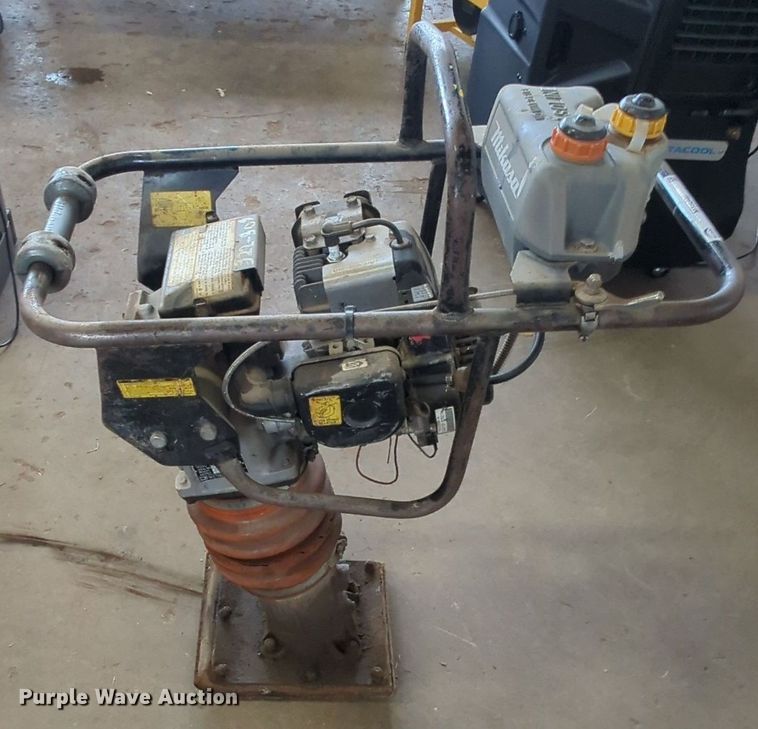 image for item MY9846 Mikasa MT-75HS  plate compactor