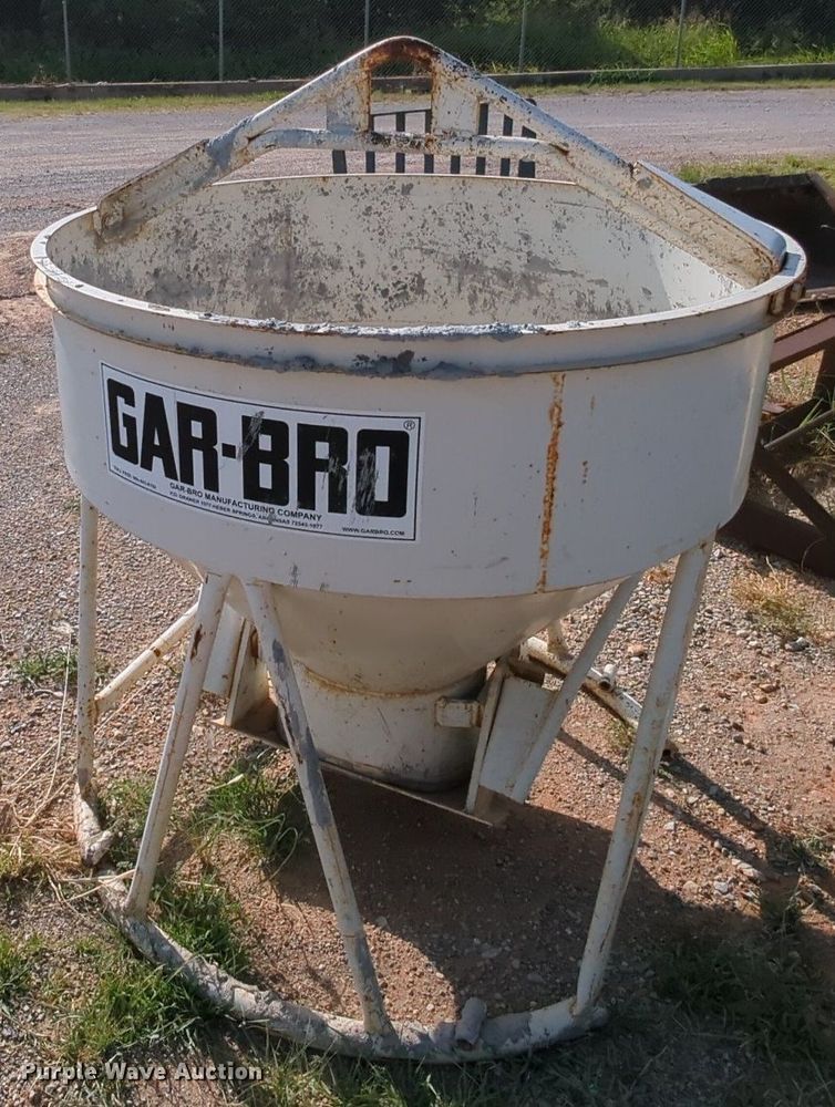 image for item MY9847 2016 Gar-Bro 420-R  concrete bucket