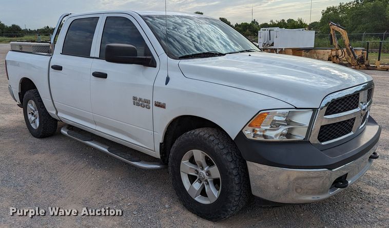 image for item MY9849 2014 Dodge Ram 1500  Crew Cab pickup truck